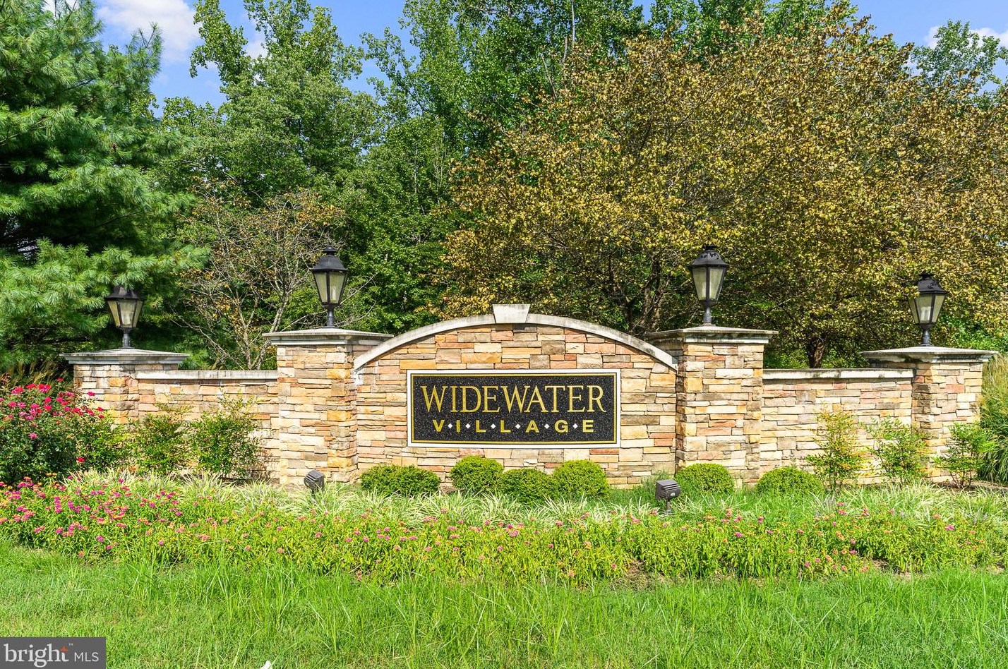 39 Denali Dr, Stafford, VA 22554-7747