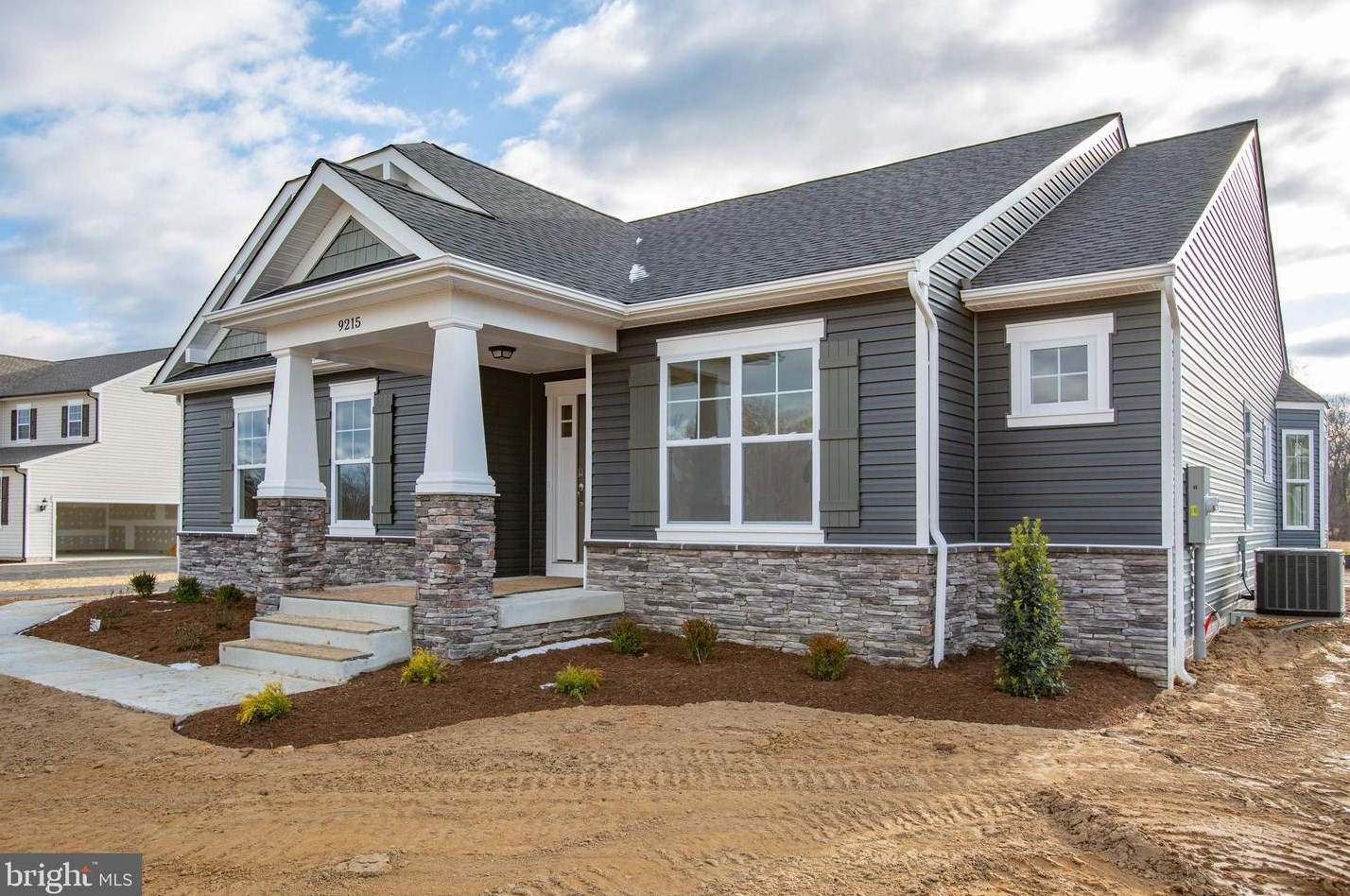 21 Walnut Grove Dr, Fredericksburg, VA 22406