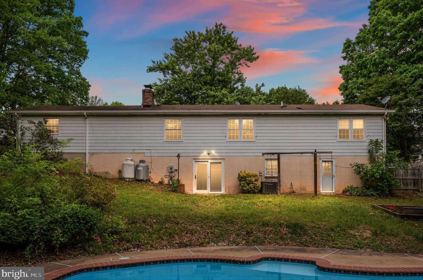 137 Rock Hill Church Rd, Stafford, VA 22556-3514