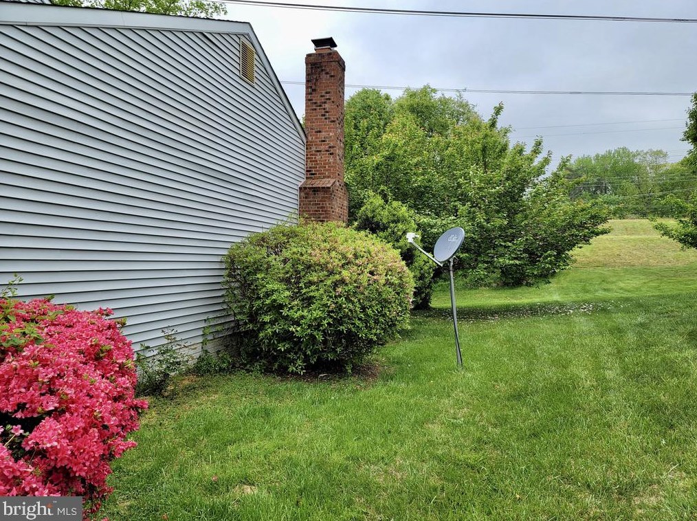 22 Snow Meadow Ln, Stafford, VA 22554-5155