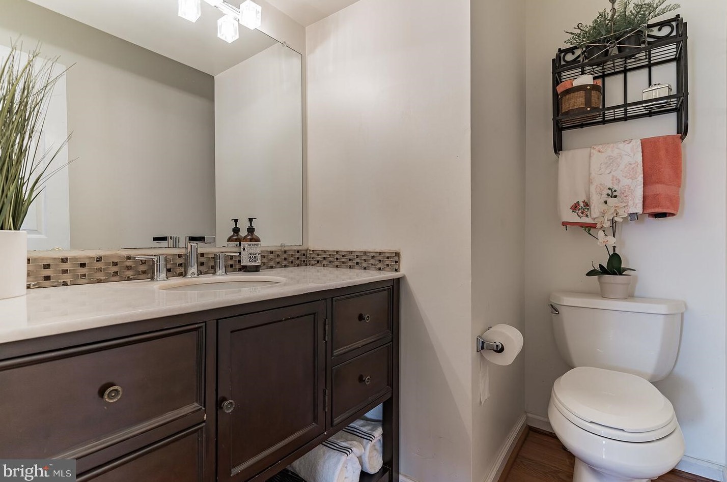 1 Boulder Dr, Stafford VA 22554-8829 exterior