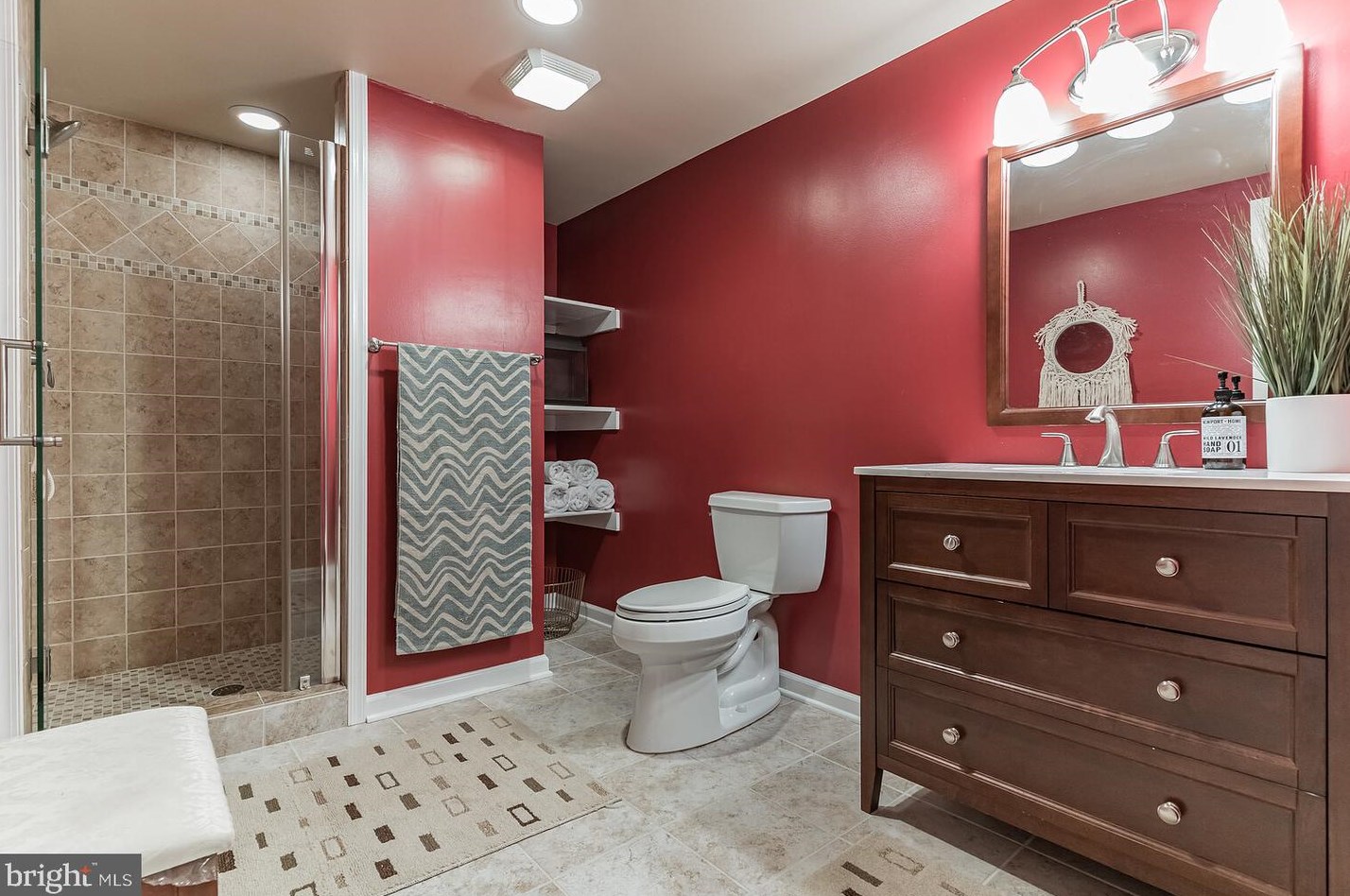 1 Boulder Dr, Stafford VA 22554-8829 exterior