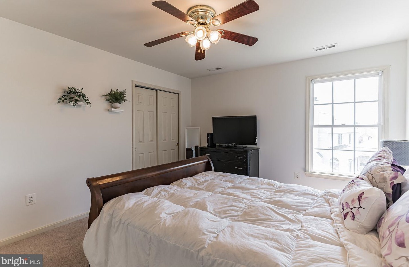 1 Boulder Dr, Stafford VA 22554-8829 exterior