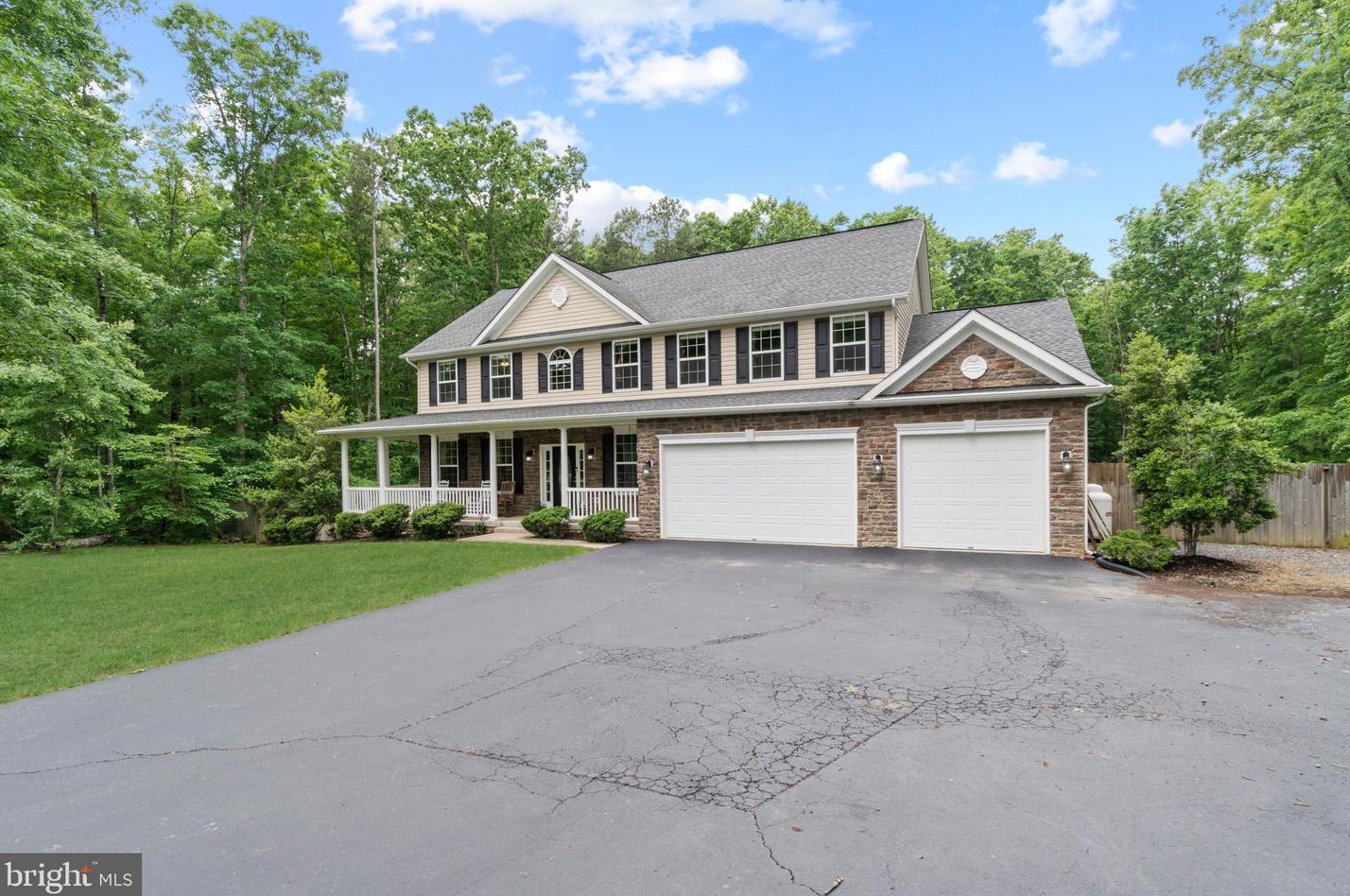 301 Grouse Pointe Dr, Stafford, VA 22556-5935