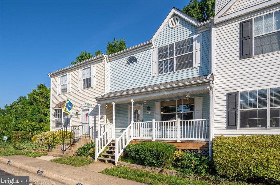 303 Westminster Ln, Stafford, VA 22556-4582