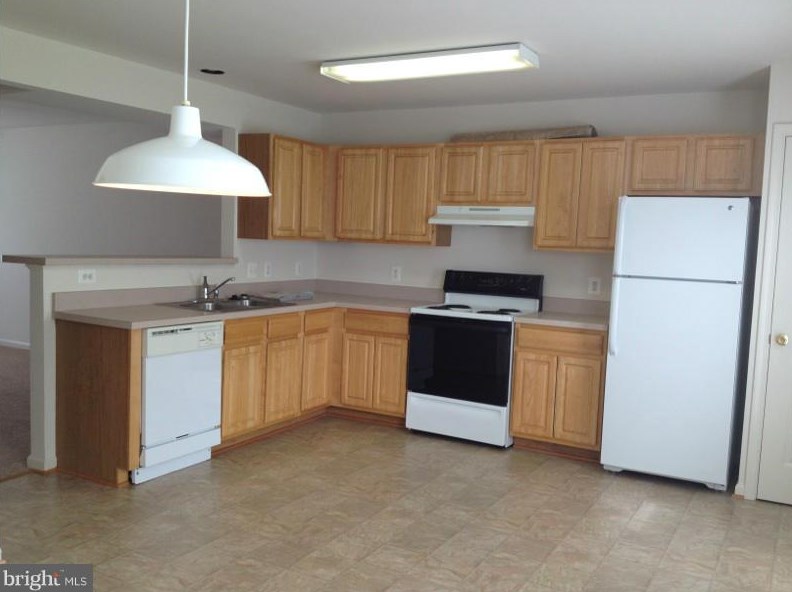 304 Merrill Ct, Stafford, VA 22554-7588
