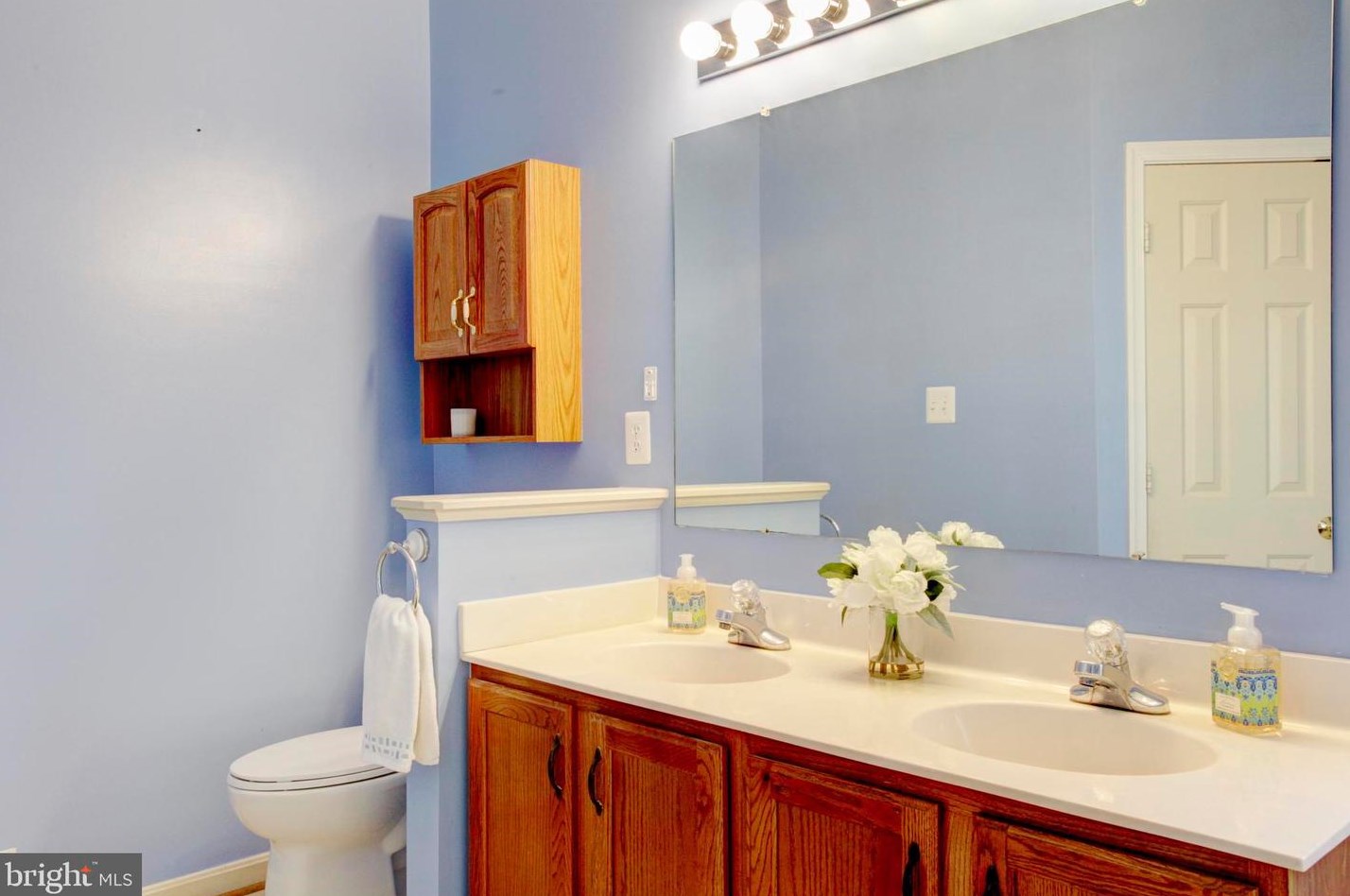 14 Lakeside Dr, Stafford VA 22554-7868 exterior