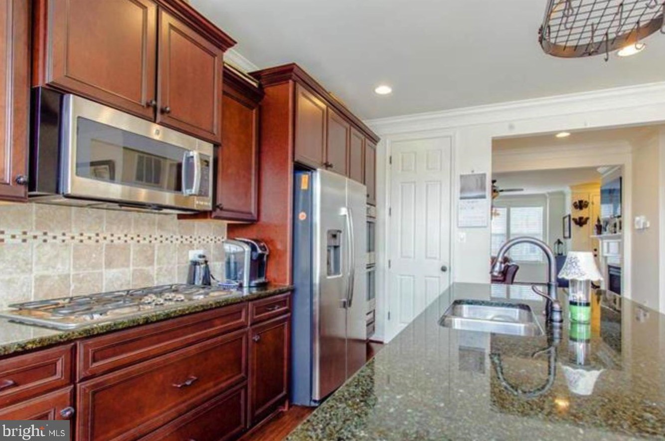 213 Apricot St, Stafford, VA 22554-2500