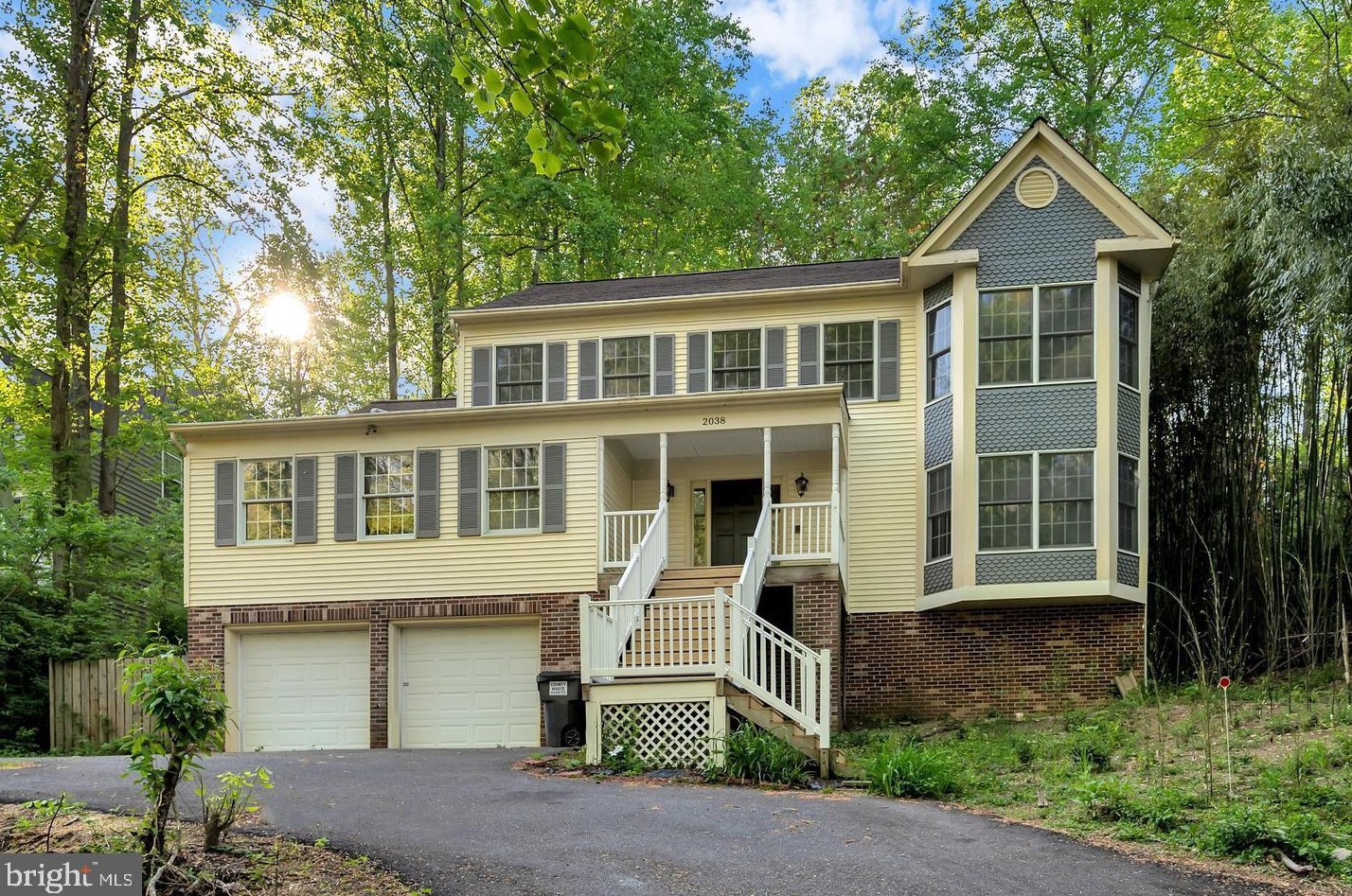 2038 Farragut Dr, Stafford, VA 22554-2307