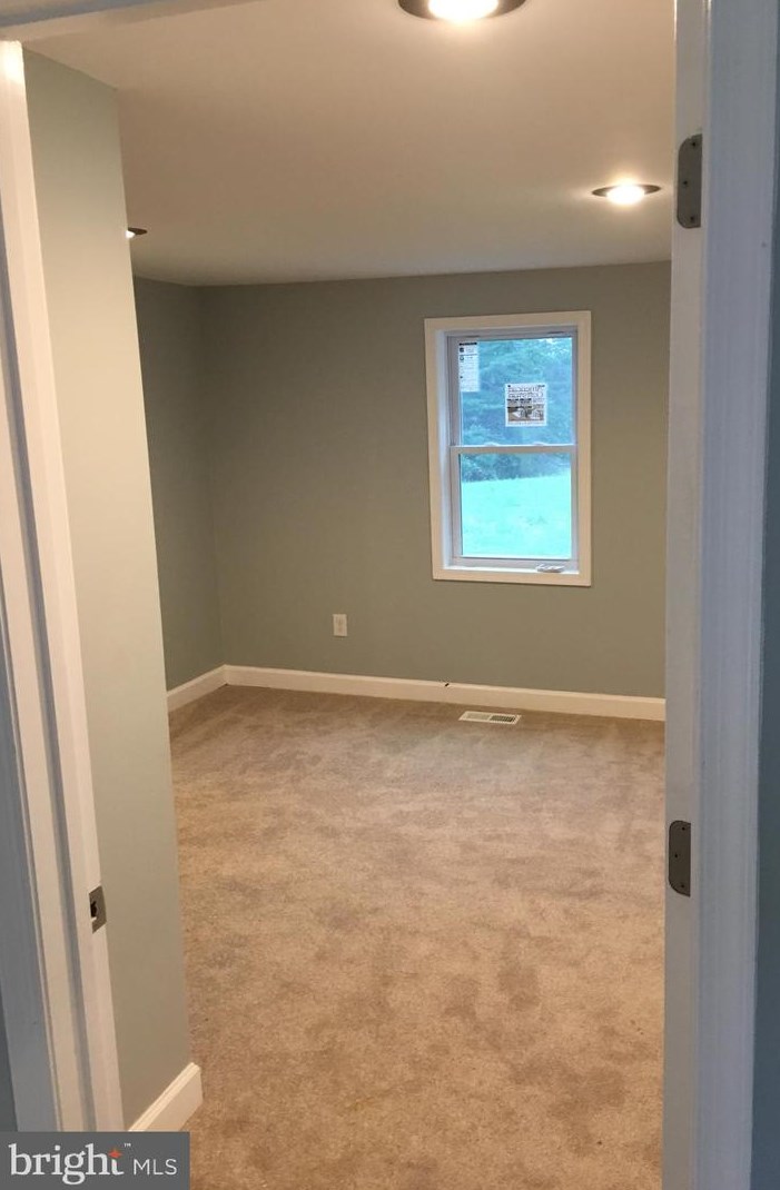 450 Raven Rd, Stafford VA  22554-4006 exterior