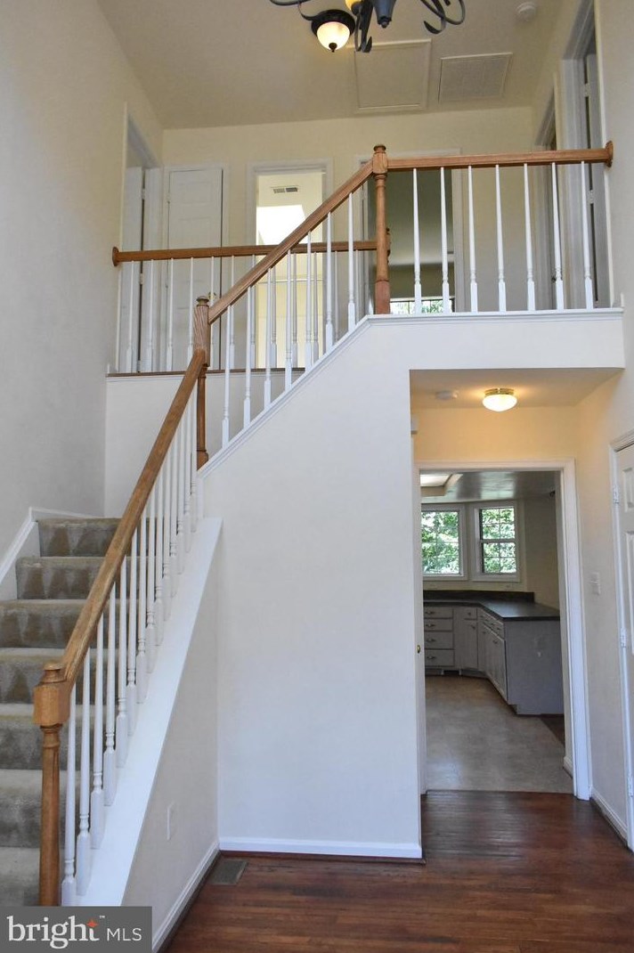 12 Harry Ct, Stafford, VA 22554