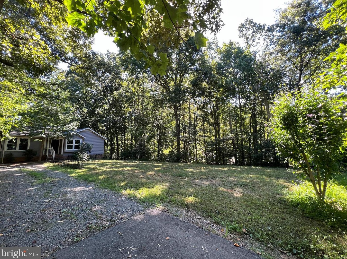 142 Woodland Dr, Stafford, VA 22556-1229