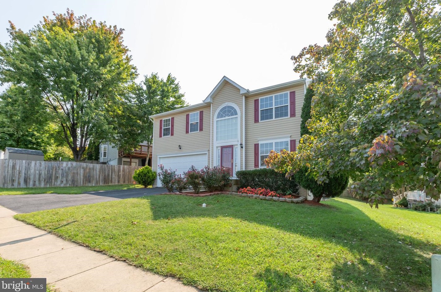 12 Theodore St, Fredericksburg, VA 22406