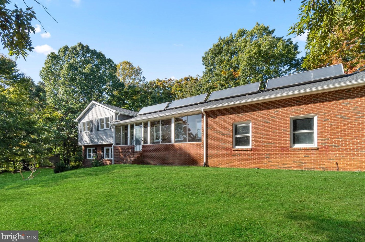 5 Marshall Ct, Stafford, VA 22554-3948
