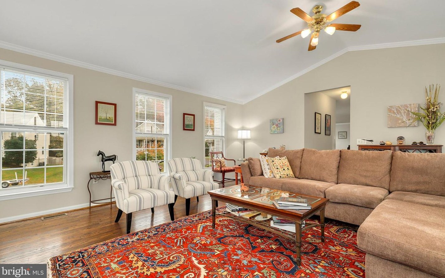 209 Foresail Cv, Stafford VA 22554-2525 exterior