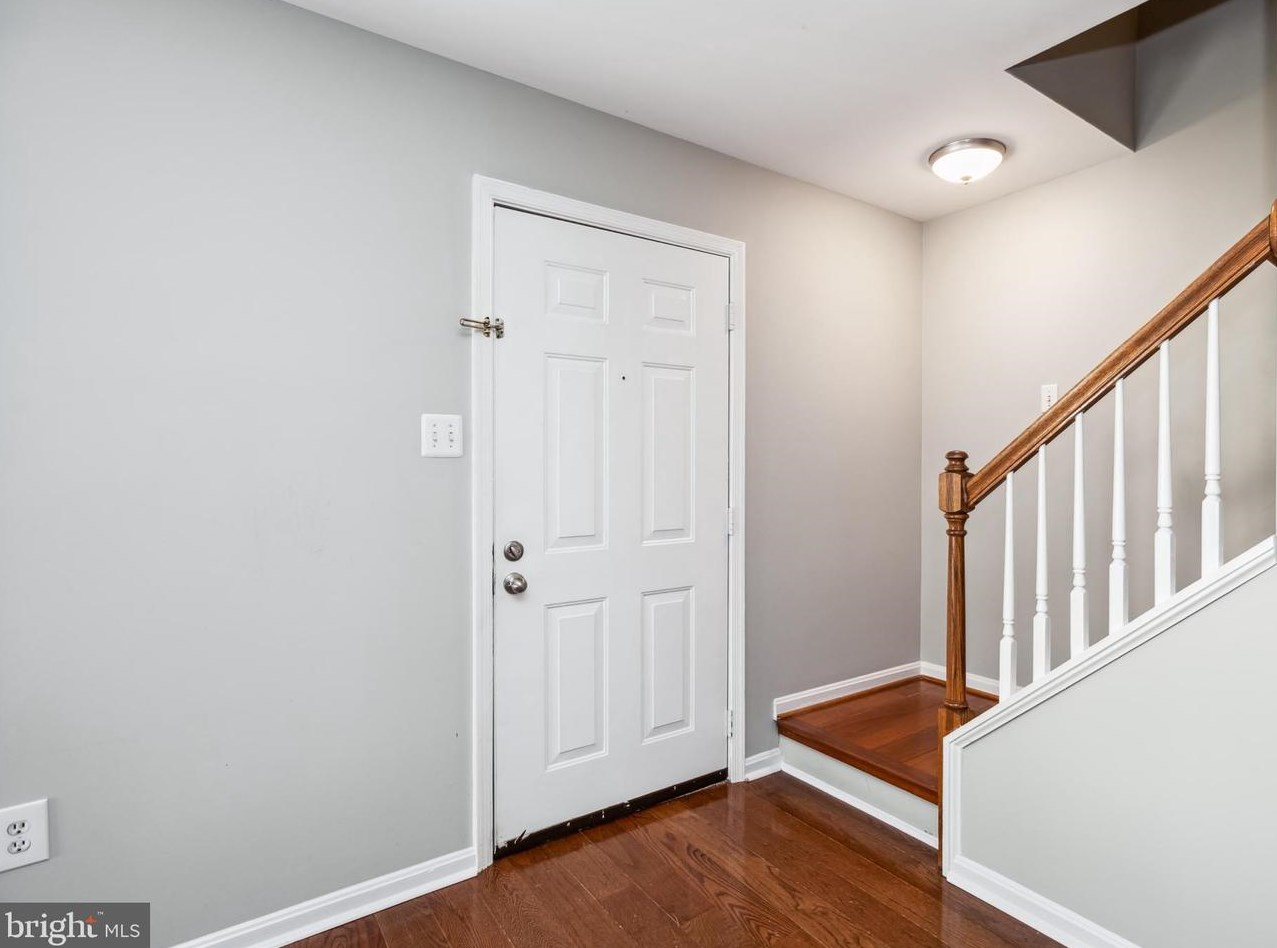 207 Westminster Ln #117, Stafford, VA 22556