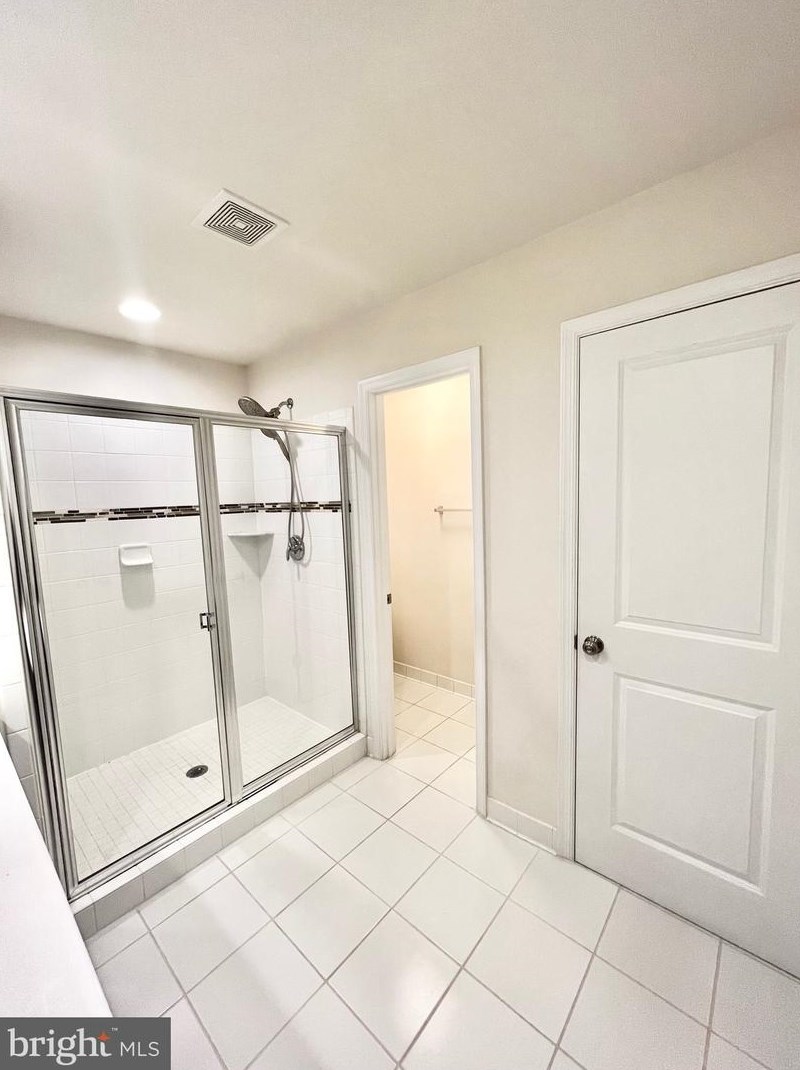 212 Almond Dr, Stafford VA  22554-2530 exterior