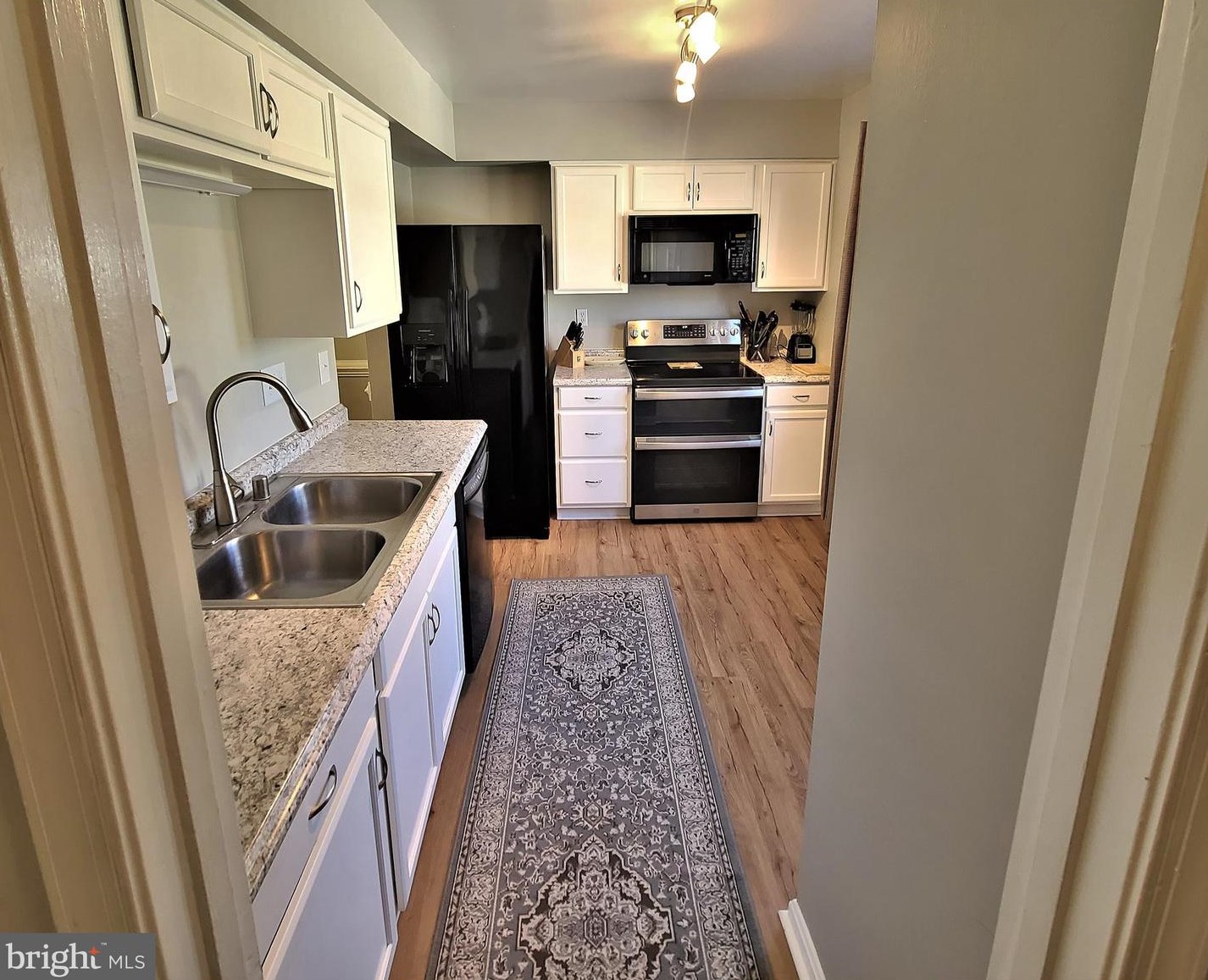 20 Alice Ct, Stafford VA  22556-4548 exterior