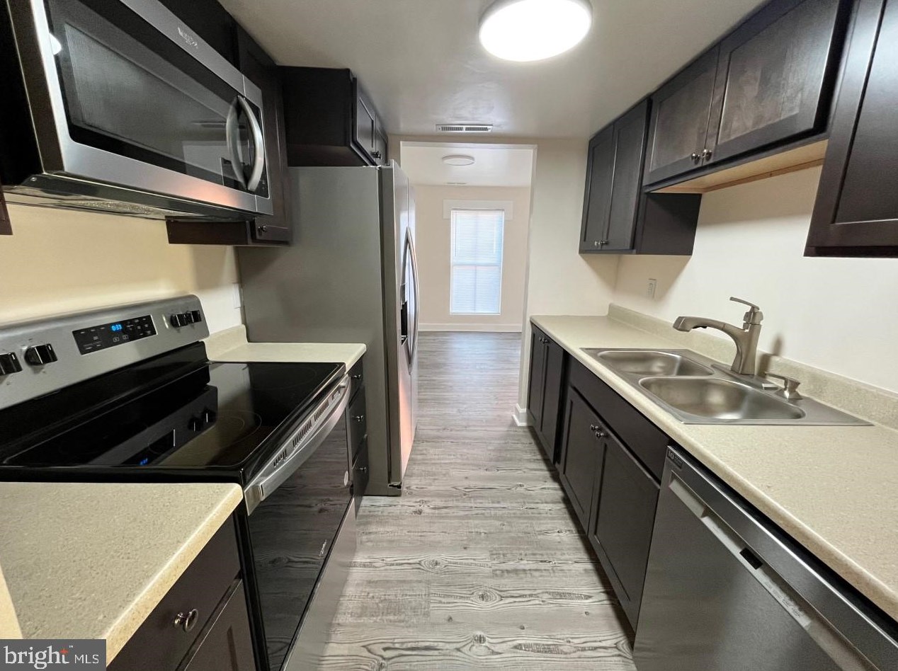 27 Maple Dr, Stafford, VA 22554