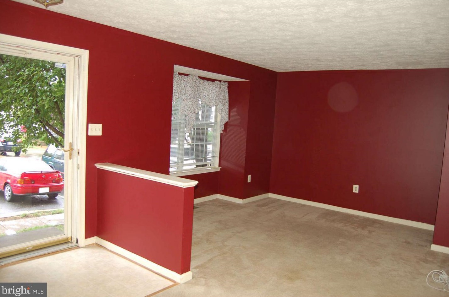 902 Kings Crest Dr, Stafford, VA 22554-7735
