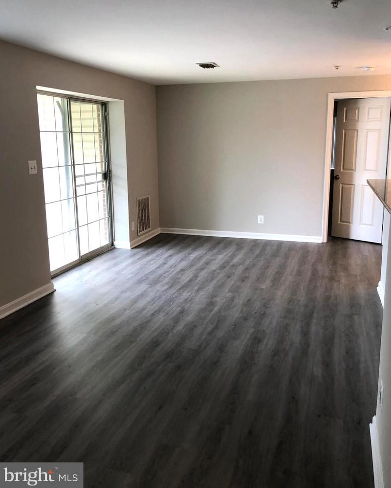 200 Dover Pl #1, Stafford, VA 22556