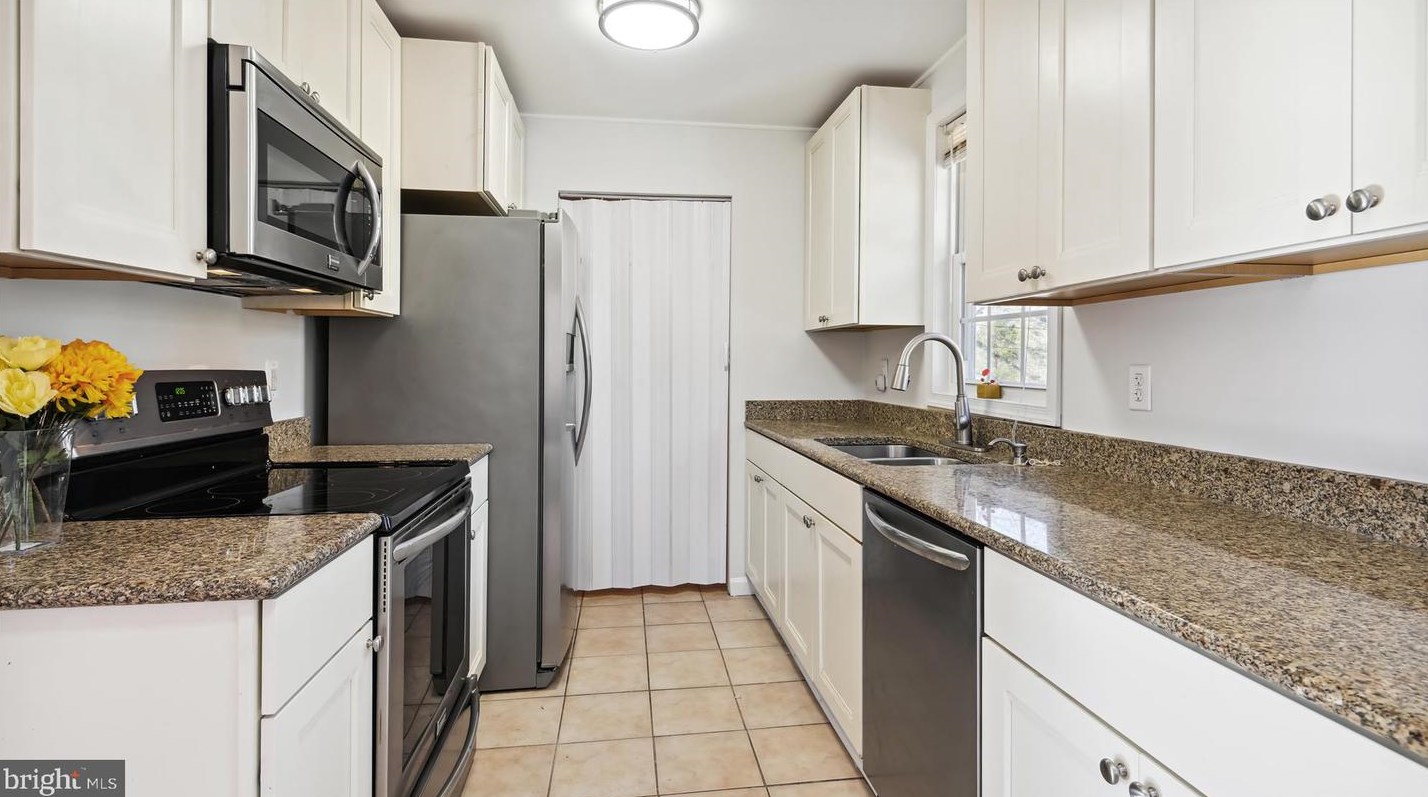 91 Jumping Branch Rd, Stafford, VA 22554-7231