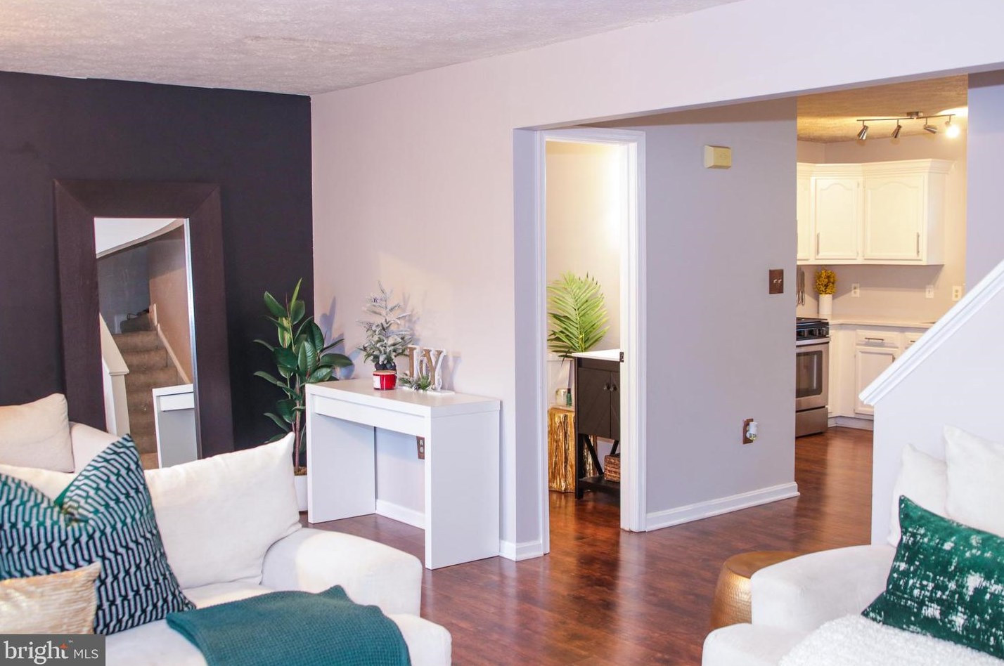 908 Kings Crest Dr, Stafford, VA 22554-7735