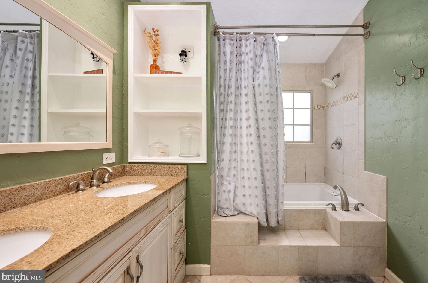 401 Fair Oaks Ave, Stafford VA  22554-5097 exterior