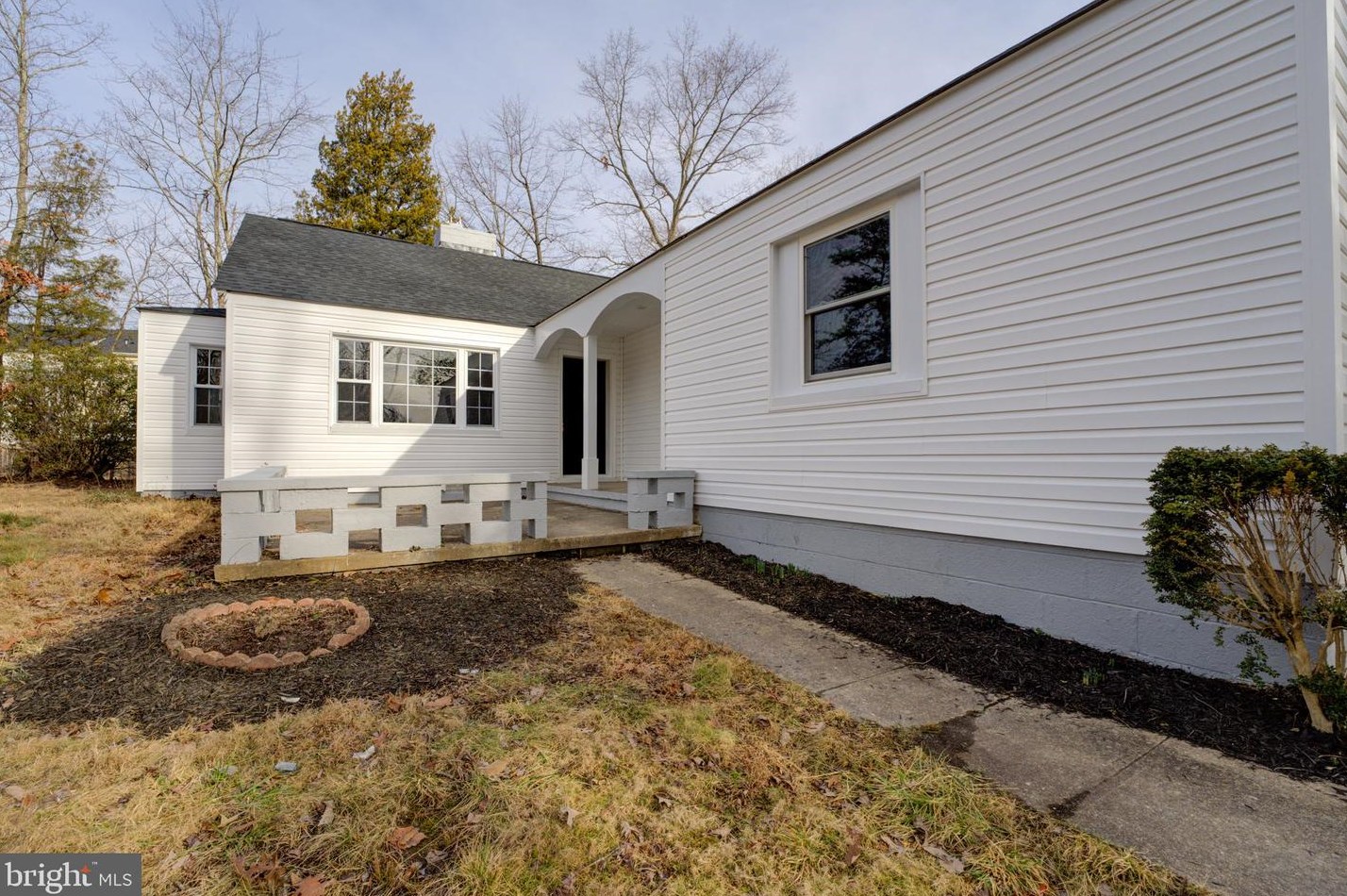 9 Woodbourne Ln, Stafford, VA 22554-6906