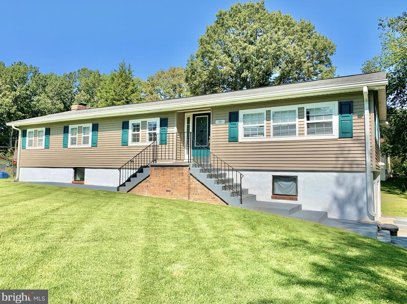 19 Ash Ln, Stafford, VA 22556