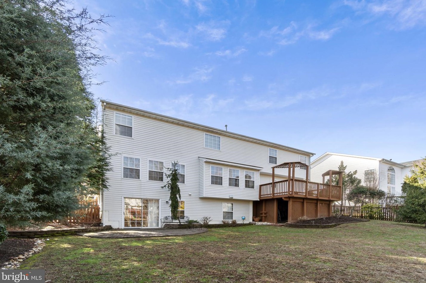 16 Live Oak Ln, Stafford, VA 22554-7916