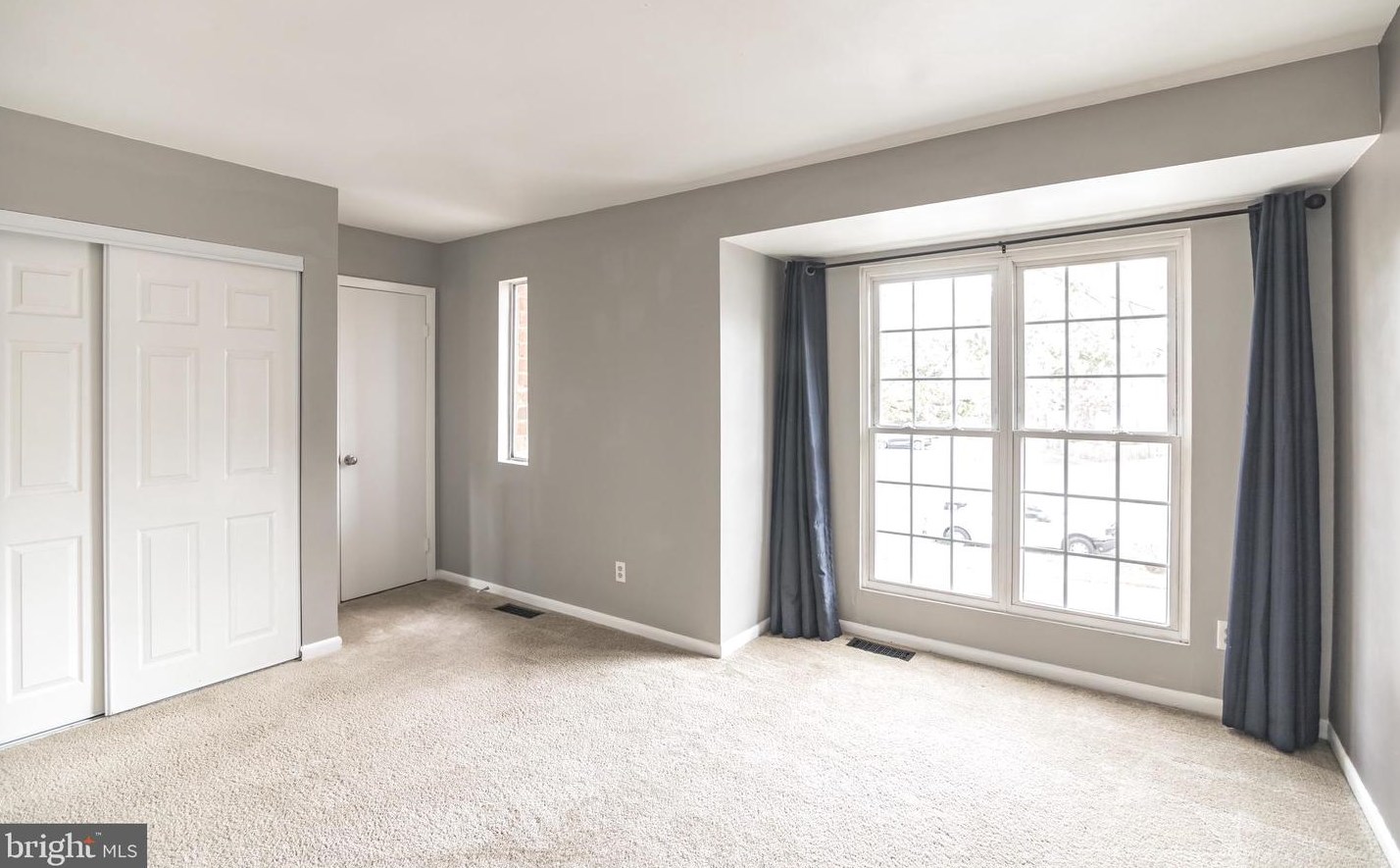 67 Chestnut Dr, Stafford VA  22554-5058 exterior