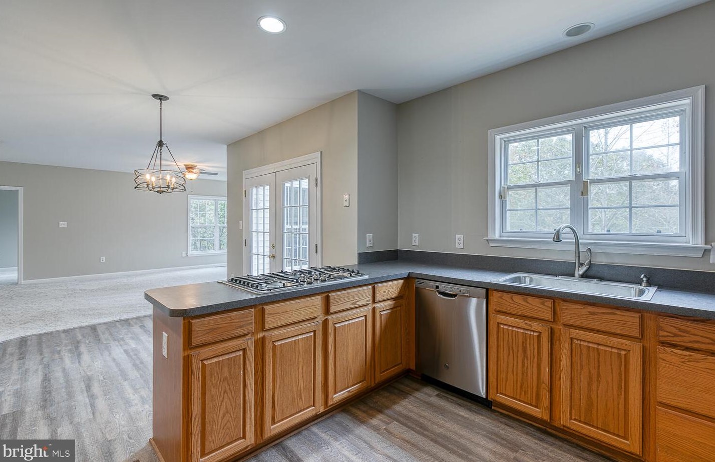 14 Monarch Ct, Stafford VA  22554-8801 exterior