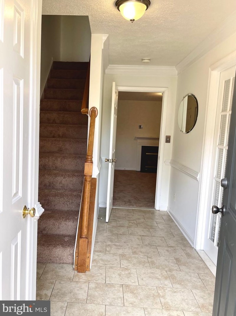 514 Clint Ln, Fredericksburg, VA 22405