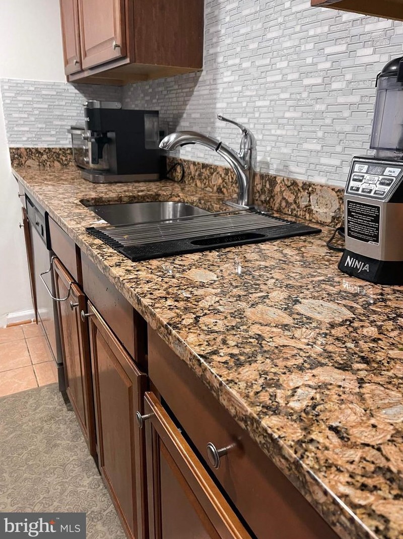 131 Oak Dr, Stafford, VA 22554-5054