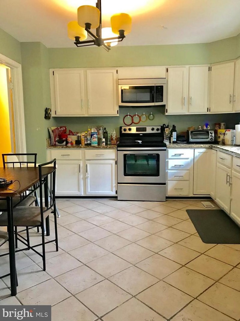 105 Waterview Dr, Stafford, VA 22554