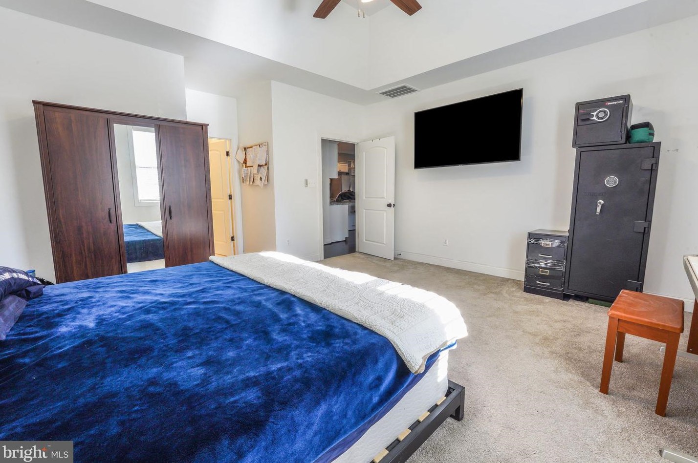 24 Perkins Ln, Stafford VA  22554-5337 exterior