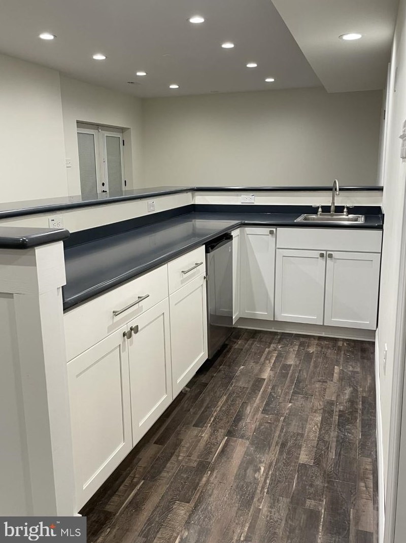 24 Perkins Ln, Stafford VA  22554-5337 exterior