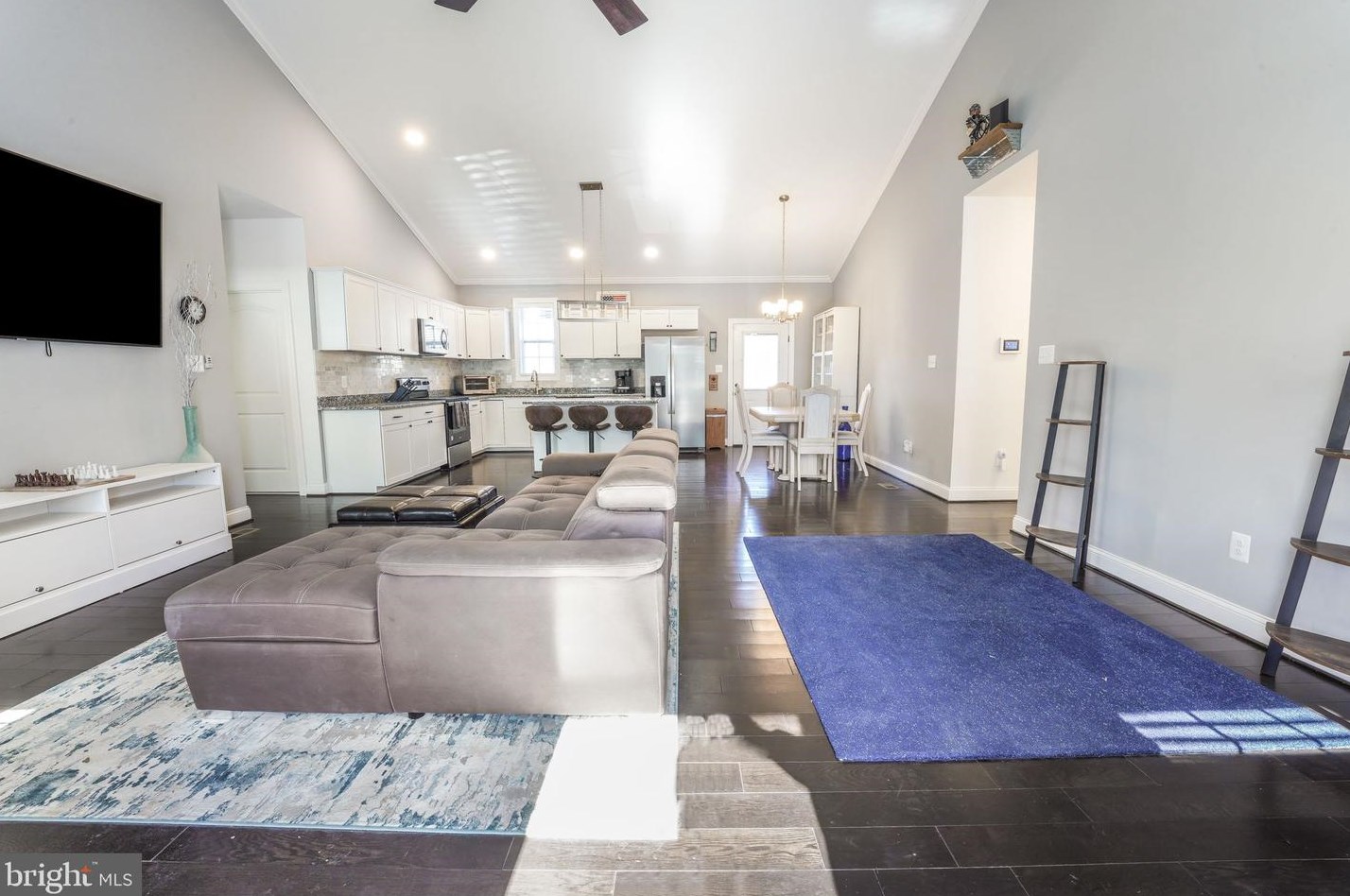 24 Perkins Ln, Stafford VA  22554-5337 exterior