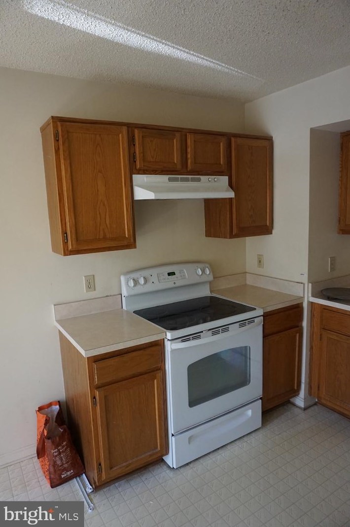 403 Knollwood Ct, Stafford, VA 22554