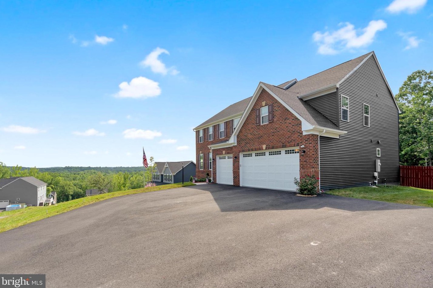295 Potomac Run Rd, Fredericksburg, VA 22405