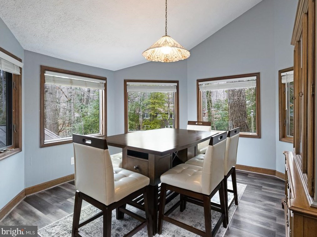 2004 State Room Dr, Stafford VA  22554-2322 exterior