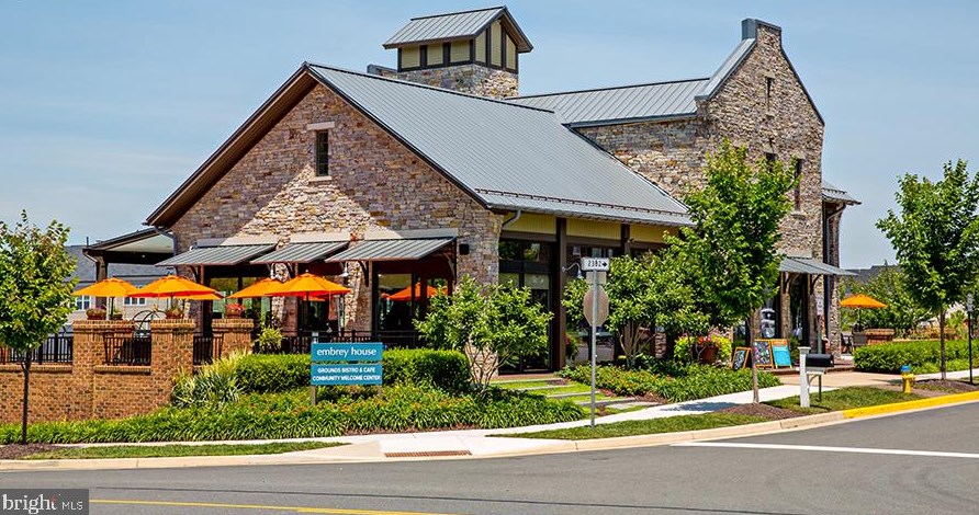 123 Almond Dr, Stafford VA 22554-2537 exterior