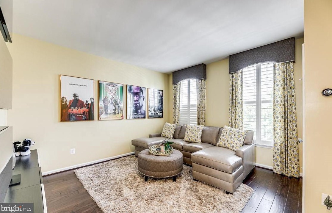 123 Almond Dr, Stafford VA 22554-2537 exterior