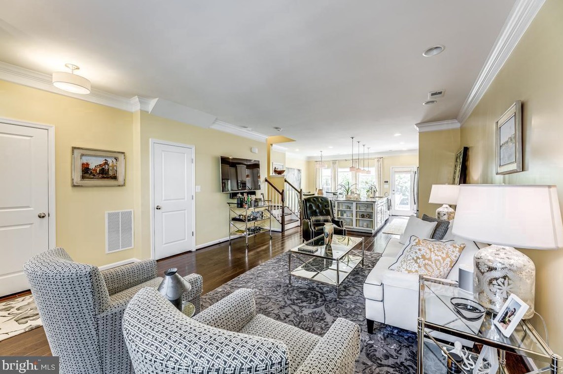 123 Almond Dr, Stafford VA 22554-2537 exterior