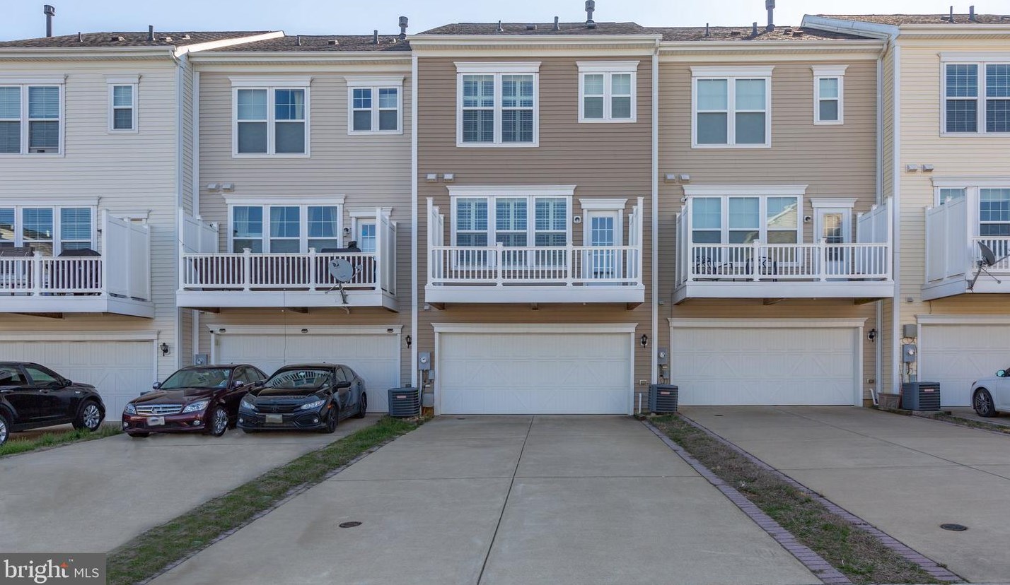 207 Apricot St, Stafford VA  22554-2500 exterior