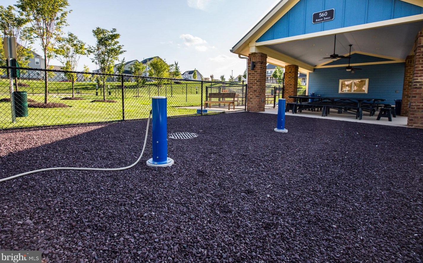 207 Apricot St, Stafford VA  22554-2500 exterior