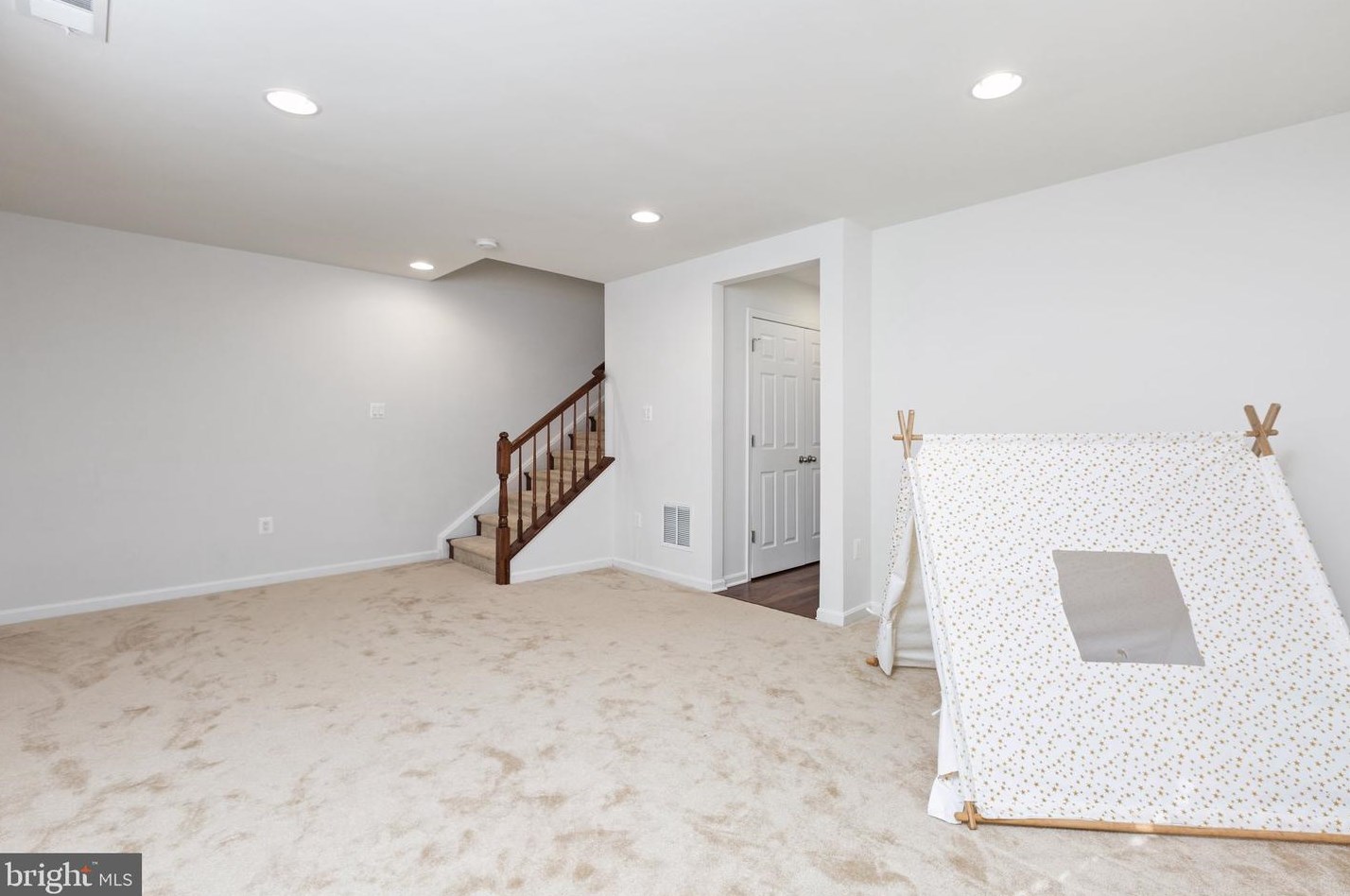 207 Apricot St, Stafford VA  22554-2500 exterior