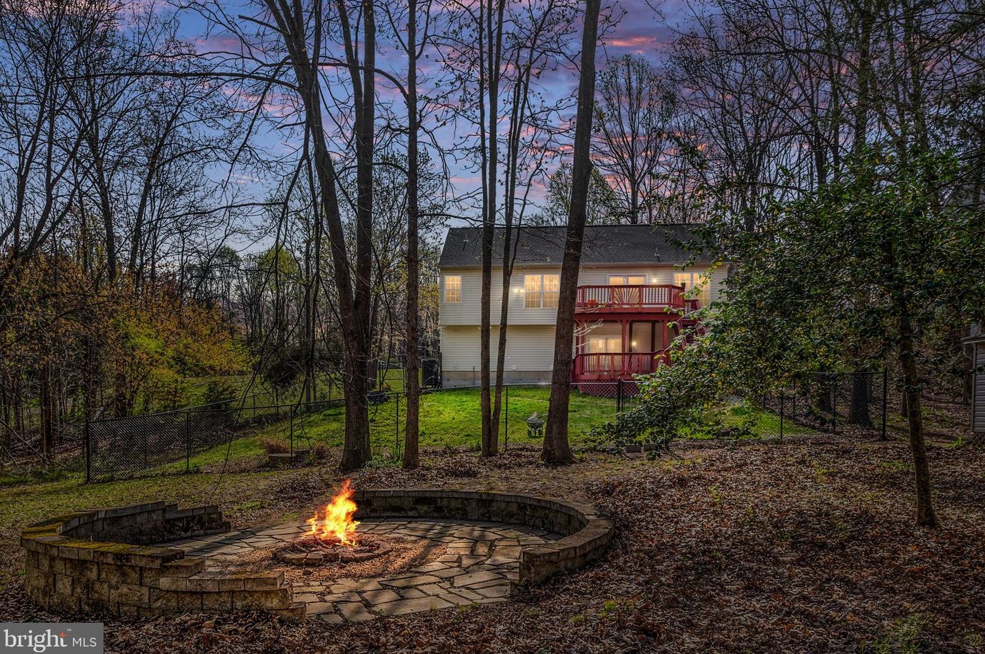 9 Trotter Ln, Fredericksburg, VA 22406