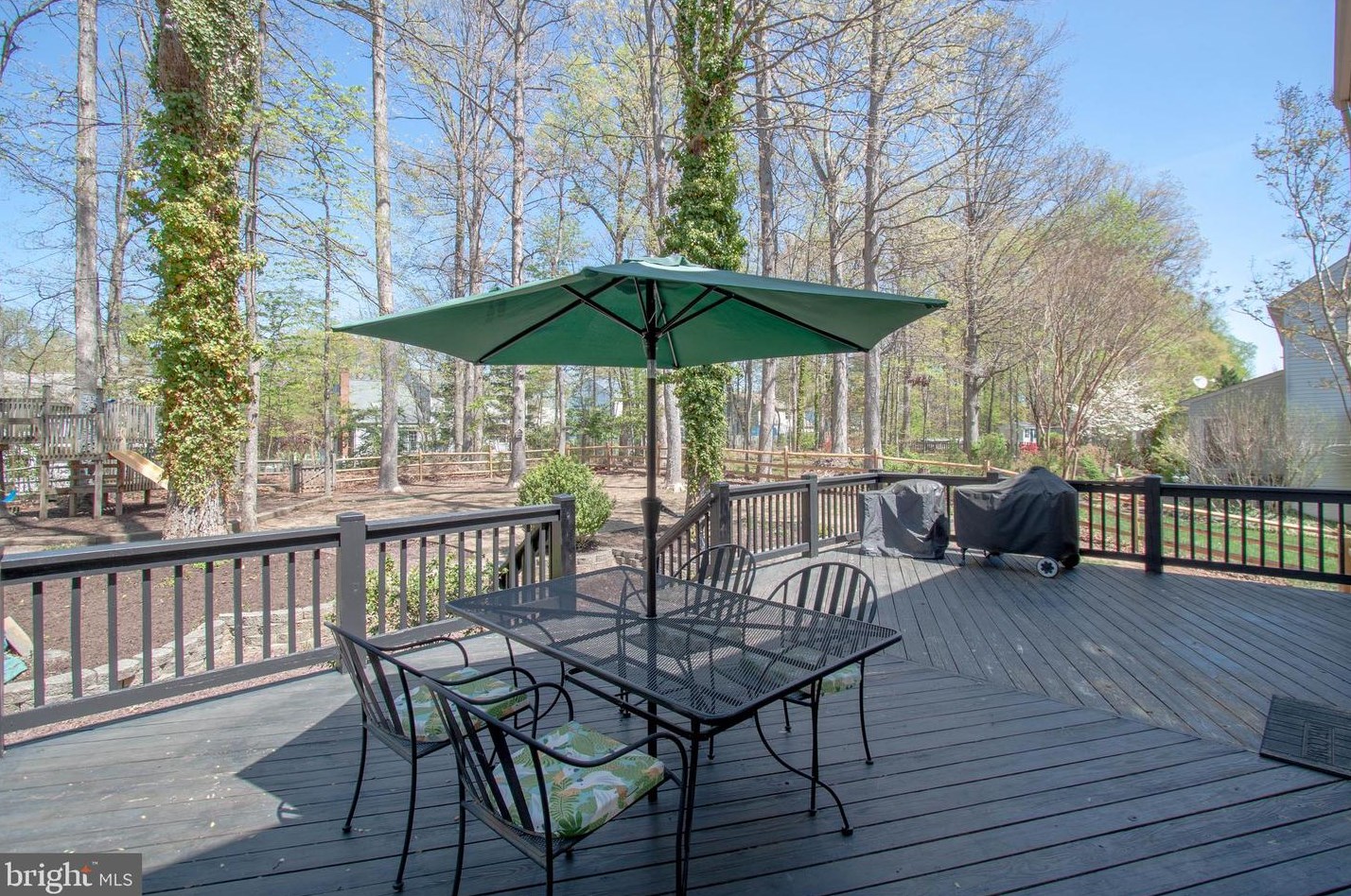 26 Montgomery Dr, Stafford VA  22556-6562 exterior